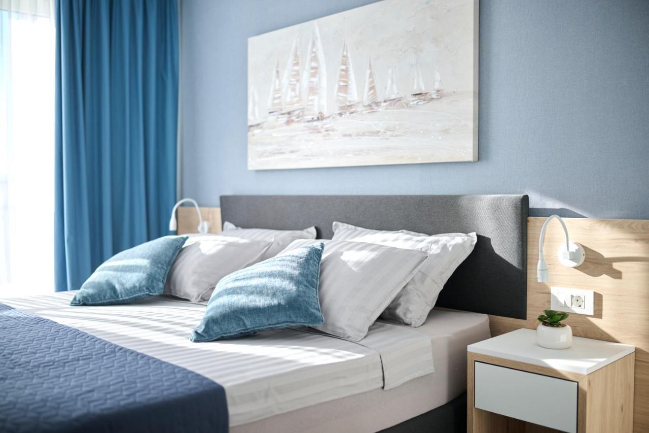 Vita Mirabilis Suite Umag Exterior photo