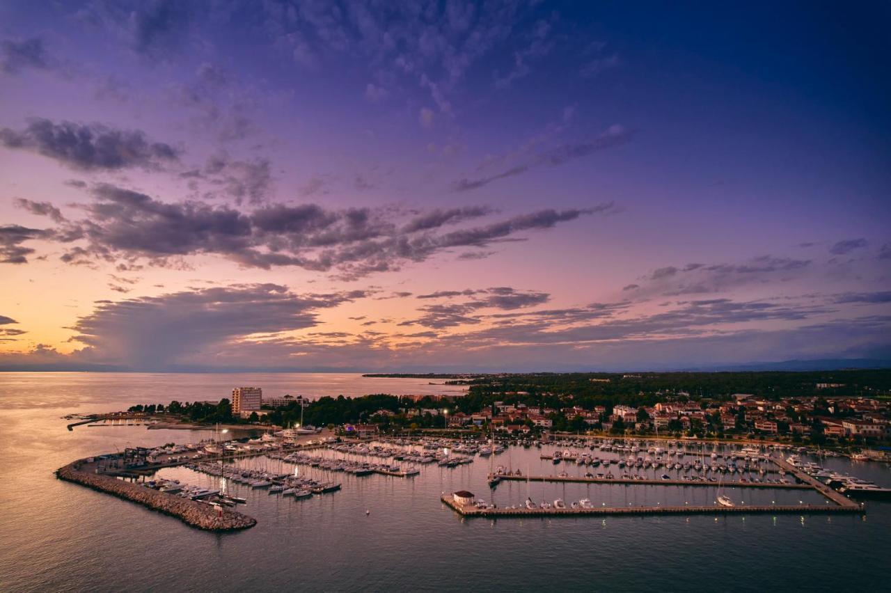 Vita Mirabilis Suite Umag Exterior photo