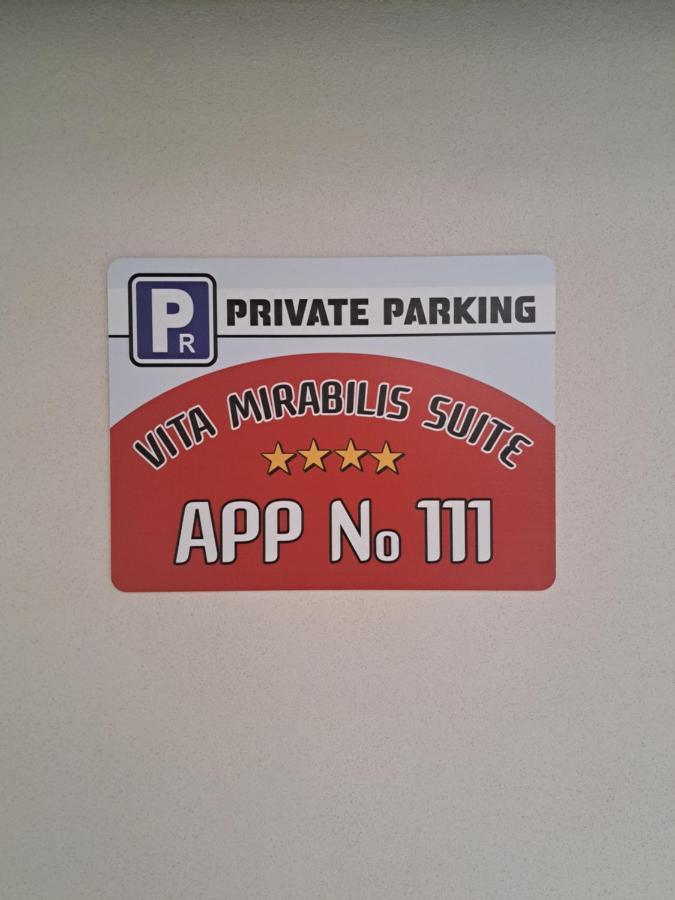 Vita Mirabilis Suite Umag Exterior photo